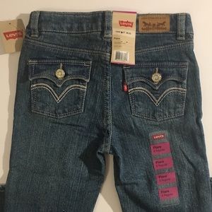 🆕 Girls Levi’s Flare Jeans